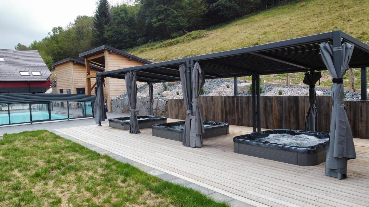 La Ferme De Rochesson, Jacuzzis & Piscine Commune Kültér fotó